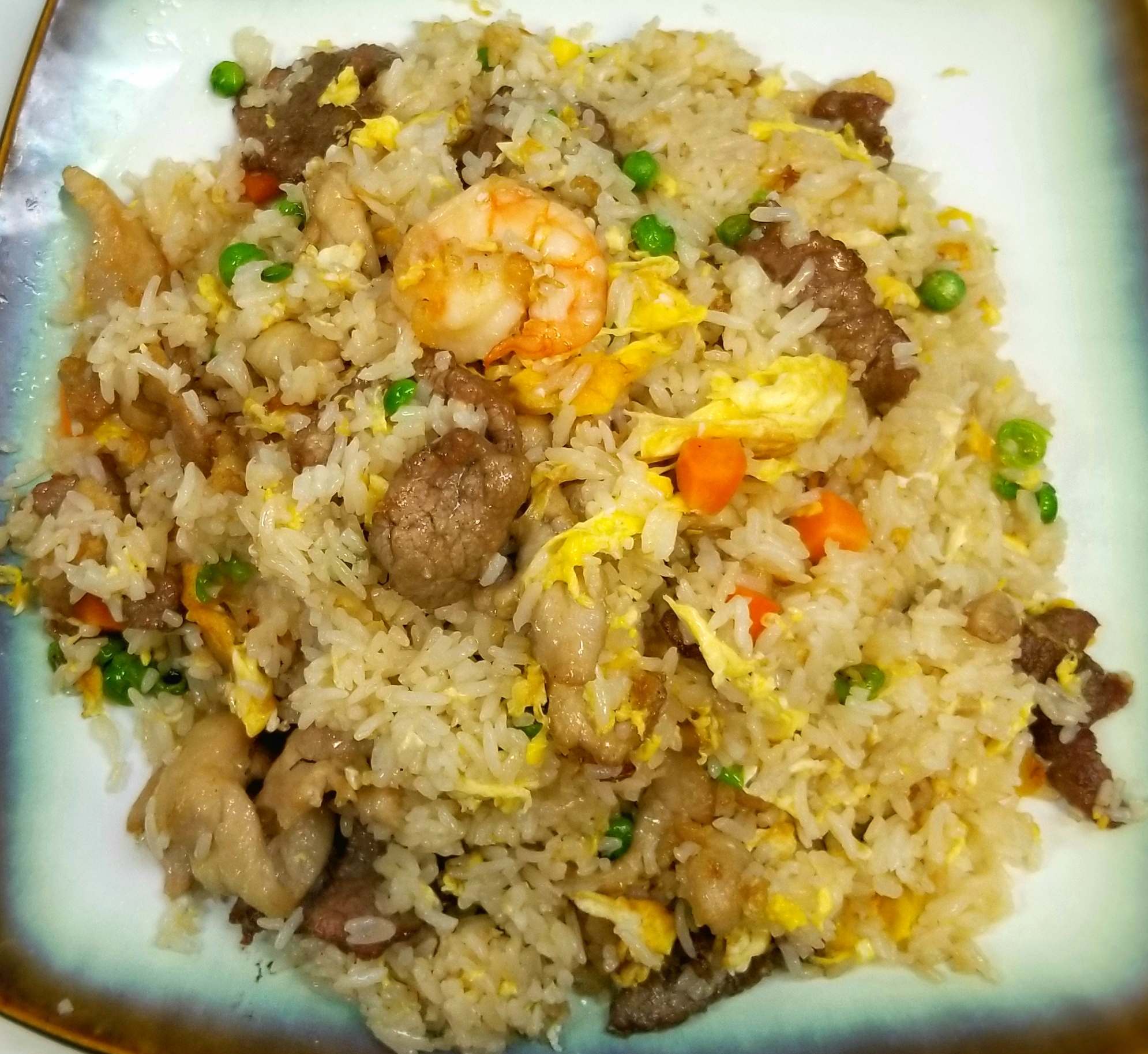 Order 611. House Special Fried Rice food online from Thien Hoang Restaurant store, Portland on bringmethat.com