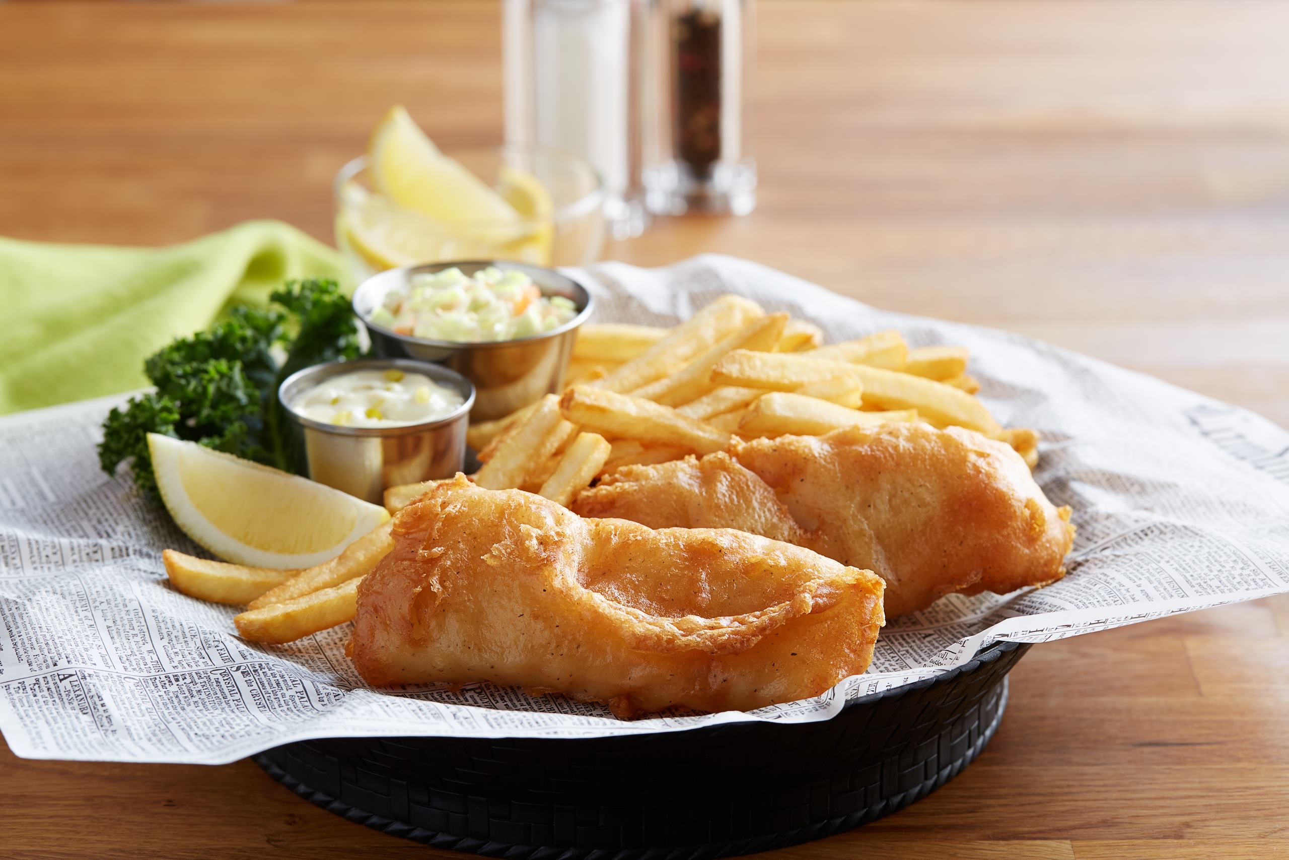Order Fish & Chips food online from Troy Big Boy store, Troy on bringmethat.com