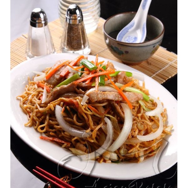 Order Kid's Shredded Pork Lo Mein food online from Asian Potato Chinese And Thai Restaurant store, Sandy on bringmethat.com