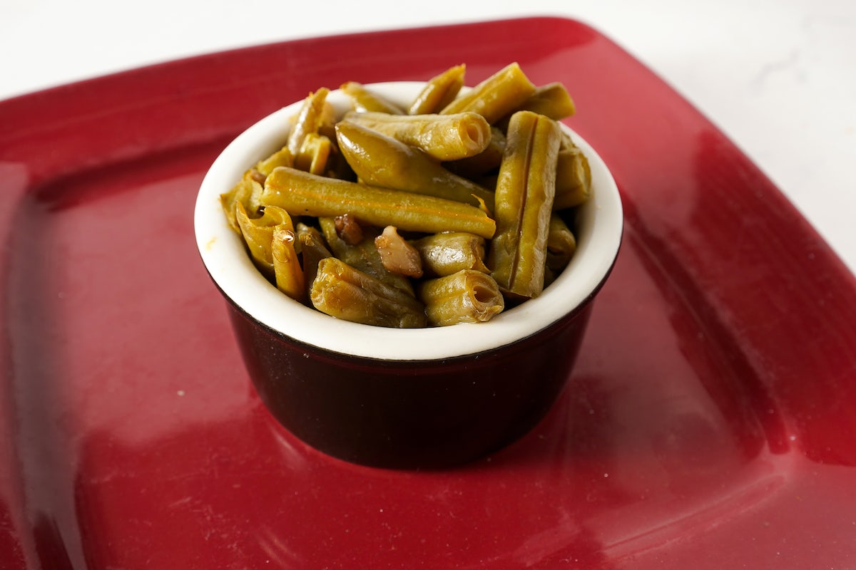 Order Green Beans food online from Polly's Pies Restaurant & Bakery store, Norco on bringmethat.com