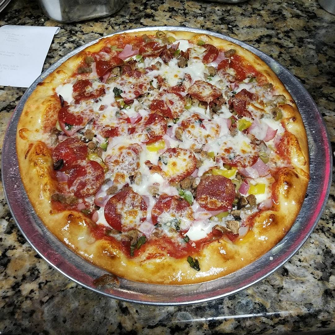 Order The Murph Supreme Pizza - Small food online from Red River Pizzeria store, Nocona on bringmethat.com