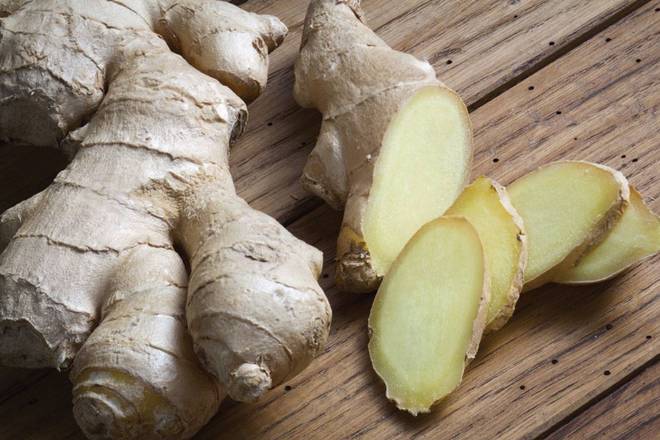 Order Ginger (0.5 Lb) ( Half Pound ) food online from Ctown Supermarkets store, Uniondale on bringmethat.com