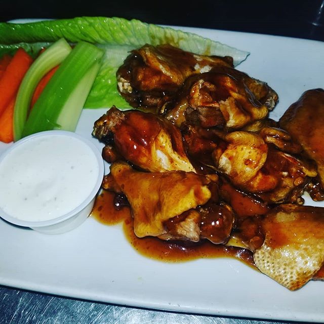 Order Chicken Wings food online from Tonys Sports Bar store, Oceanside on bringmethat.com