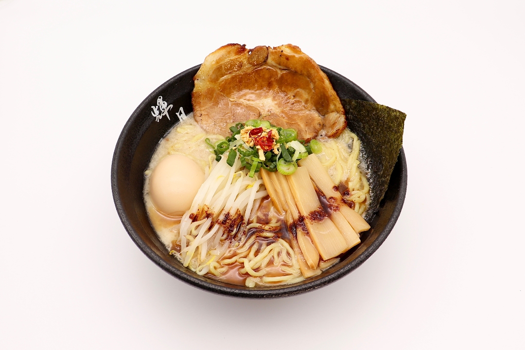 Order Garlic Tonkotsu food online from Kizuki Ramen & Izakaya store, Kirkland on bringmethat.com