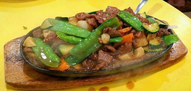 Order Sizzling Beef and Scallops Platter food online from Shandong Restaurant store, Oakland on bringmethat.com