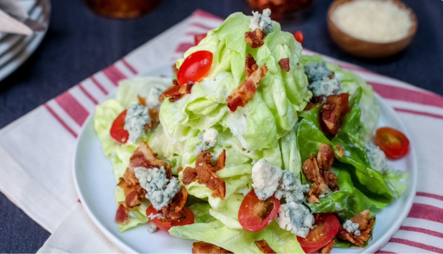 Order Butter Lettuce Salad - Appetizer food online from Patxi's Chicago Pizza store, San Francisco on bringmethat.com