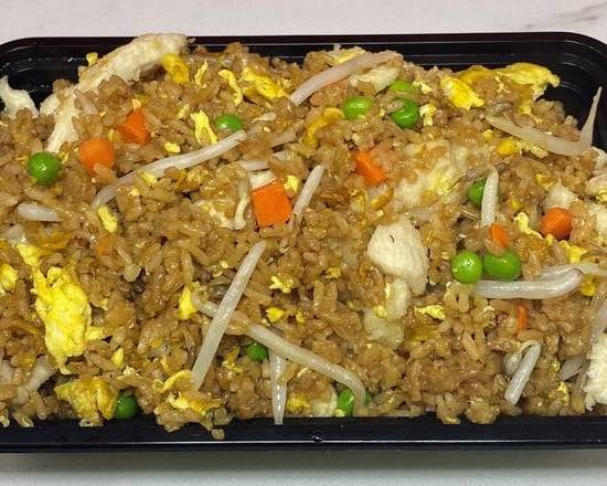 Order Chicken Fried Rice food online from Little Chef Chinese Takeout @Aztec Food Hub store, San Diego on bringmethat.com