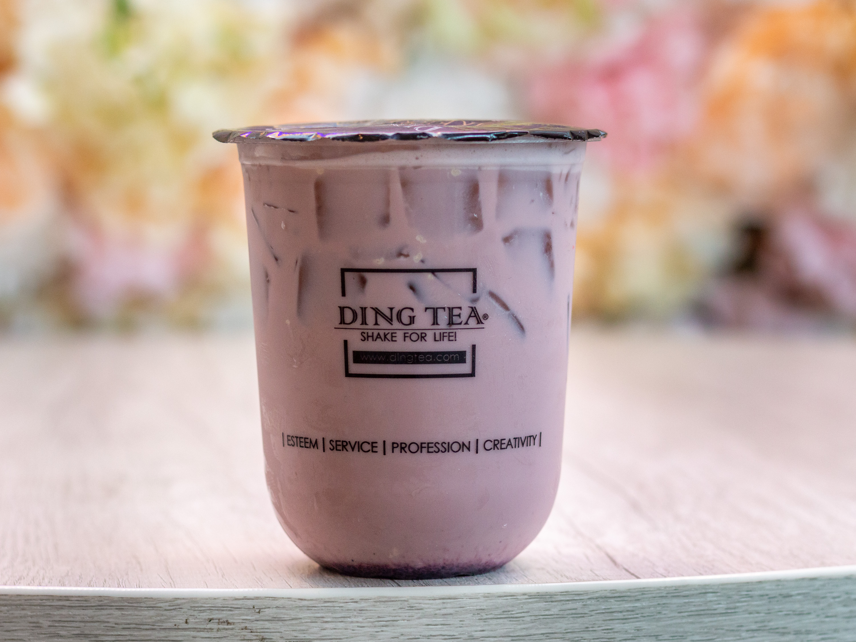 Order Blueberry Milk Tea food online from Ding Tea store, Covina on bringmethat.com