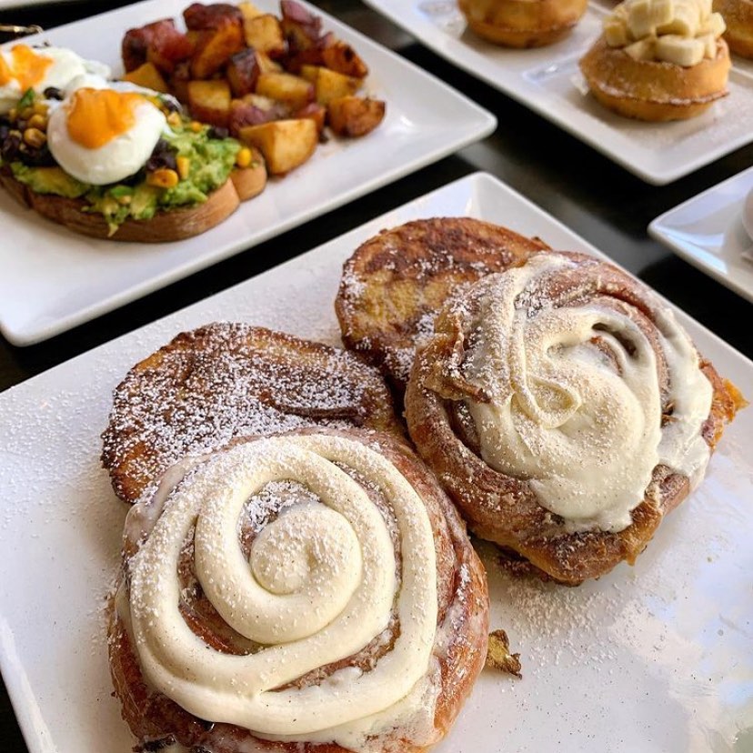 Order Cinnamon Roll food online from Stray Hen Cafe store, Chicago on bringmethat.com