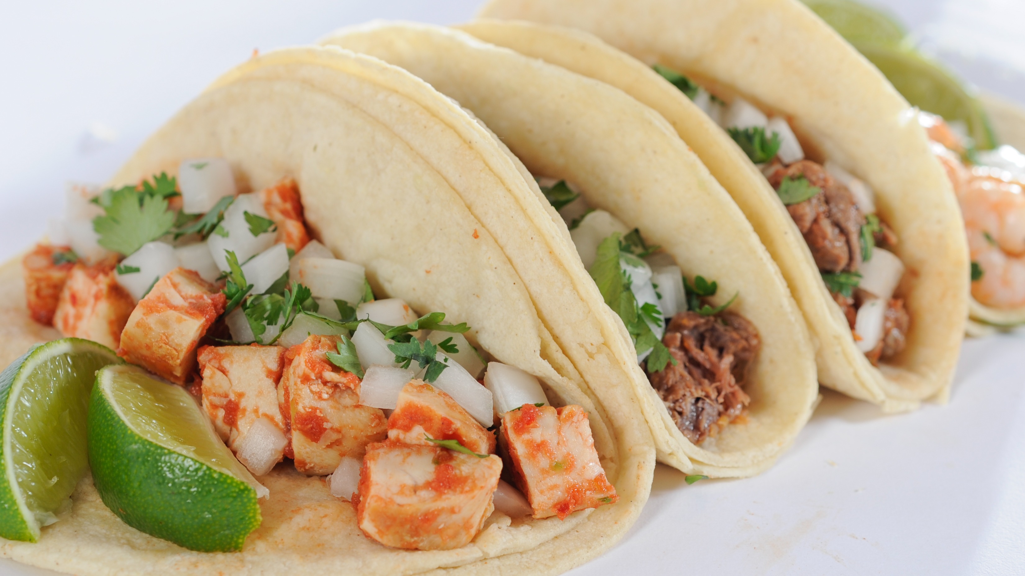 Order Aztec Street Tacos food online from Amigos/Kings Classic store, Lincoln on bringmethat.com