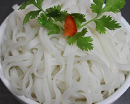 Order Steamed Noodles food online from Thai Elephant store, Cleveland on bringmethat.com