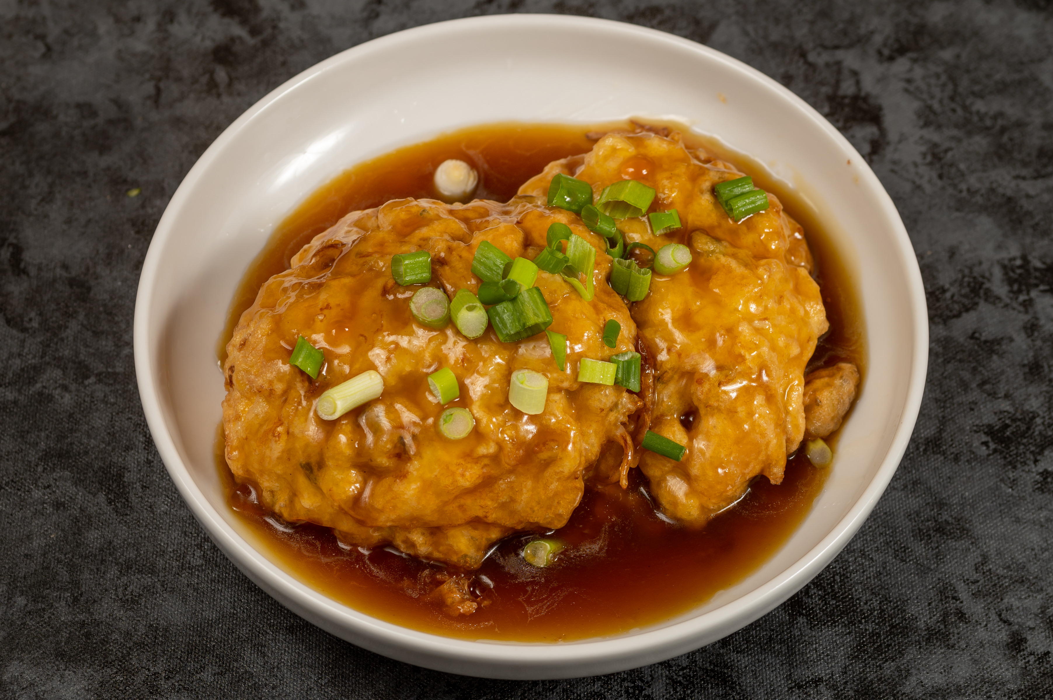 Order 86. BBQ Pork Egg Foo Young 叉烧蓉蛋 food online from Yen Ching Chinese Restaurant store, Naperville on bringmethat.com