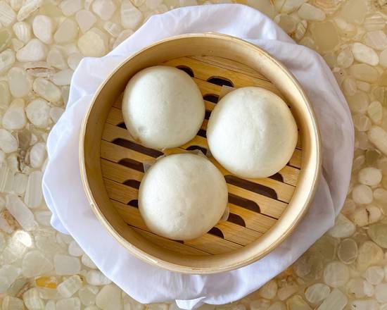 Order Molten Salted Egg Custard Buns/流沙包 food online from Dim Sum House store, Los Angeles on bringmethat.com