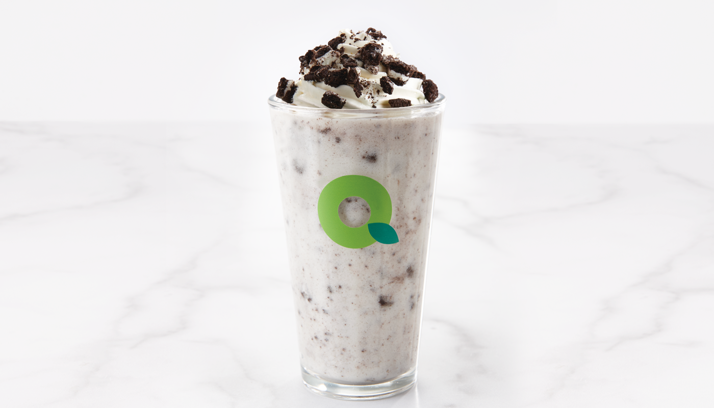 Order Cookies & Cream Smoothie 16oz food online from Quickchek store, Bedminster on bringmethat.com