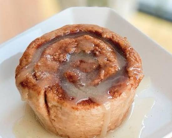 Order Cinnamon Roll food online from Wheat's End Cafe store, Chicago on bringmethat.com