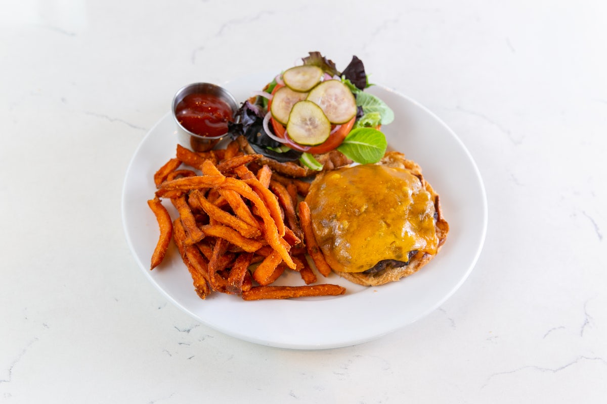 Order THE (B) BURGER food online from Bellagreen store, Houston on bringmethat.com