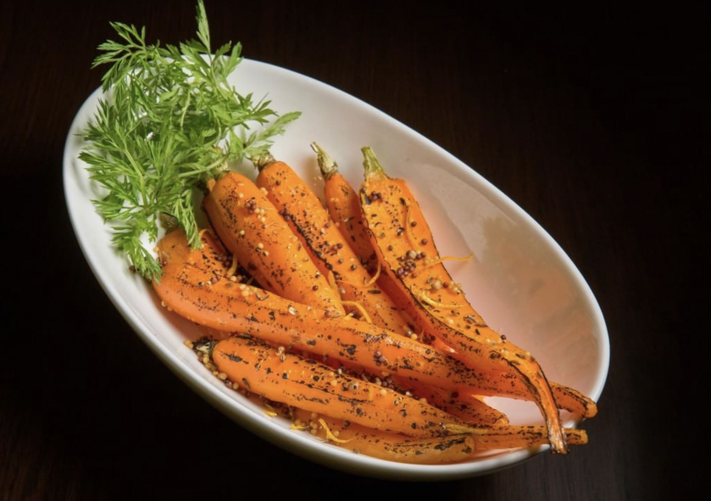 Order ORGANIC CARROTS food online from Butcher And Banker store, New York on bringmethat.com
