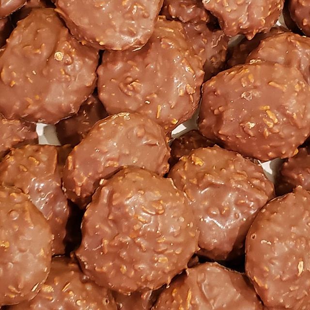 Order Toasted Coconut Clusters Milk Chocolate food online from St Moritz Chocolatier store, Pittsburgh on bringmethat.com