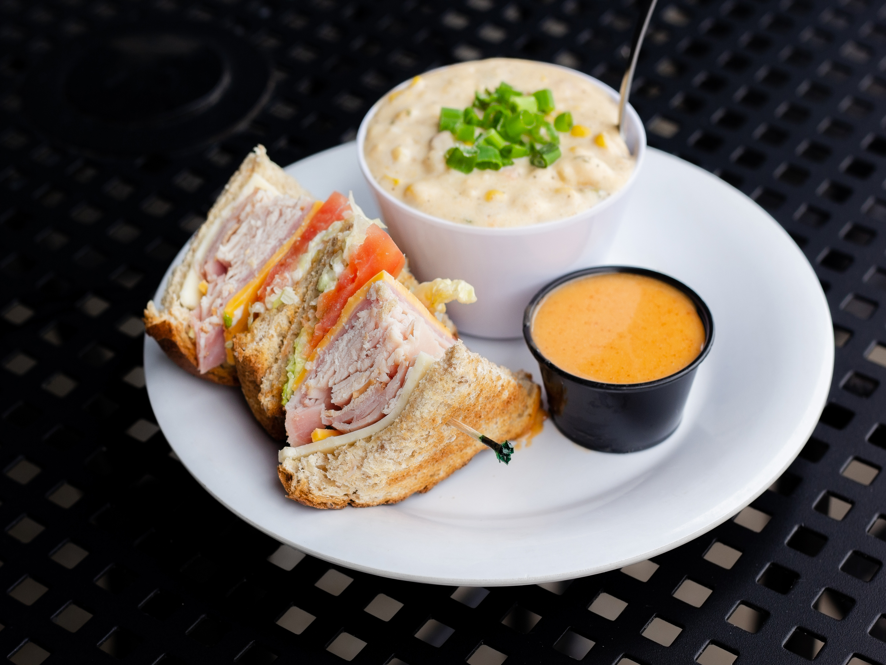 Order Soup and 1/2 Sandwich Combo food online from Big Mike's Sports Bar & Grill store, Denham Springs on bringmethat.com