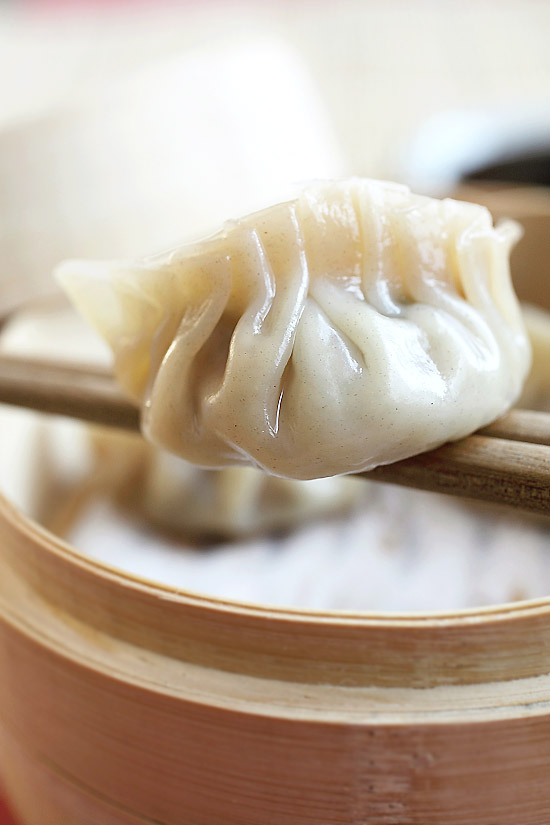 Order 9. Steamed Dumpling food online from Super China Buffet store, Kenosha on bringmethat.com