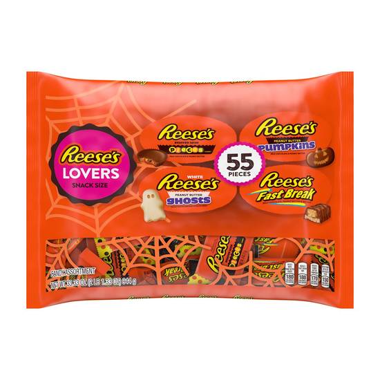 Order REESE'S Assorted Milk Chocolate, White Creme Peanut Butter Snack Size Candy, Halloween, 27.46 oz, Variety Bag (55 Pieces) food online from Cvs store, NORWALK on bringmethat.com