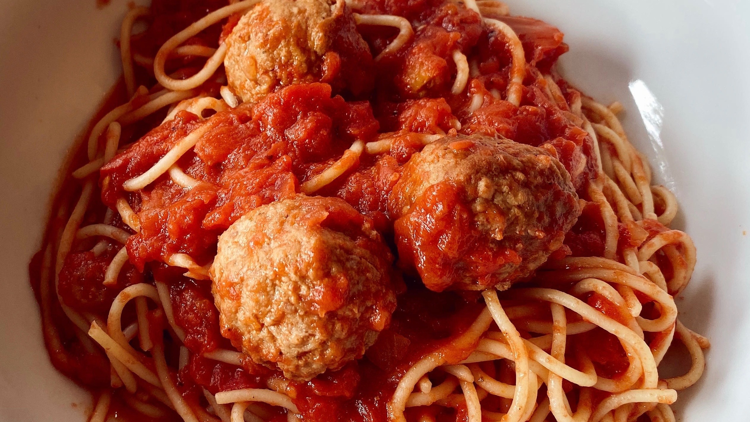 Order Spaghetti & Meatballs food online from Angelico Pizzeria and Cafe store, Washington on bringmethat.com