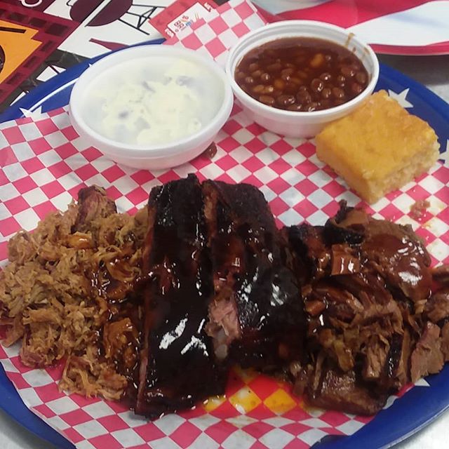 Order Ohio City Platter food online from Ohio City BBQ store, Cleveland on bringmethat.com