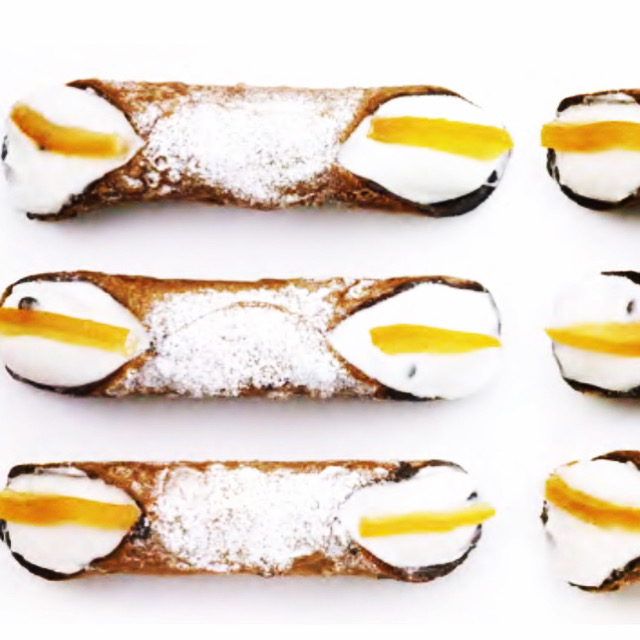 Order Regular Cannoli food online from Vic & Deans Pizzeria Grill store, Wayne on bringmethat.com