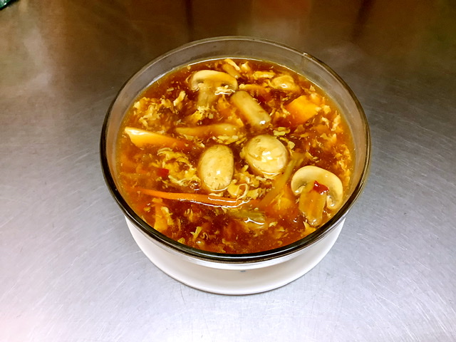 Order Hot and Sour Soup 酸辣汤 food online from ChinaDragon store, Anoka on bringmethat.com