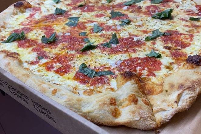 Order BOSTONIAN Style CRUST (Small only) food online from Casa Pizzeria store, Ludlow on bringmethat.com