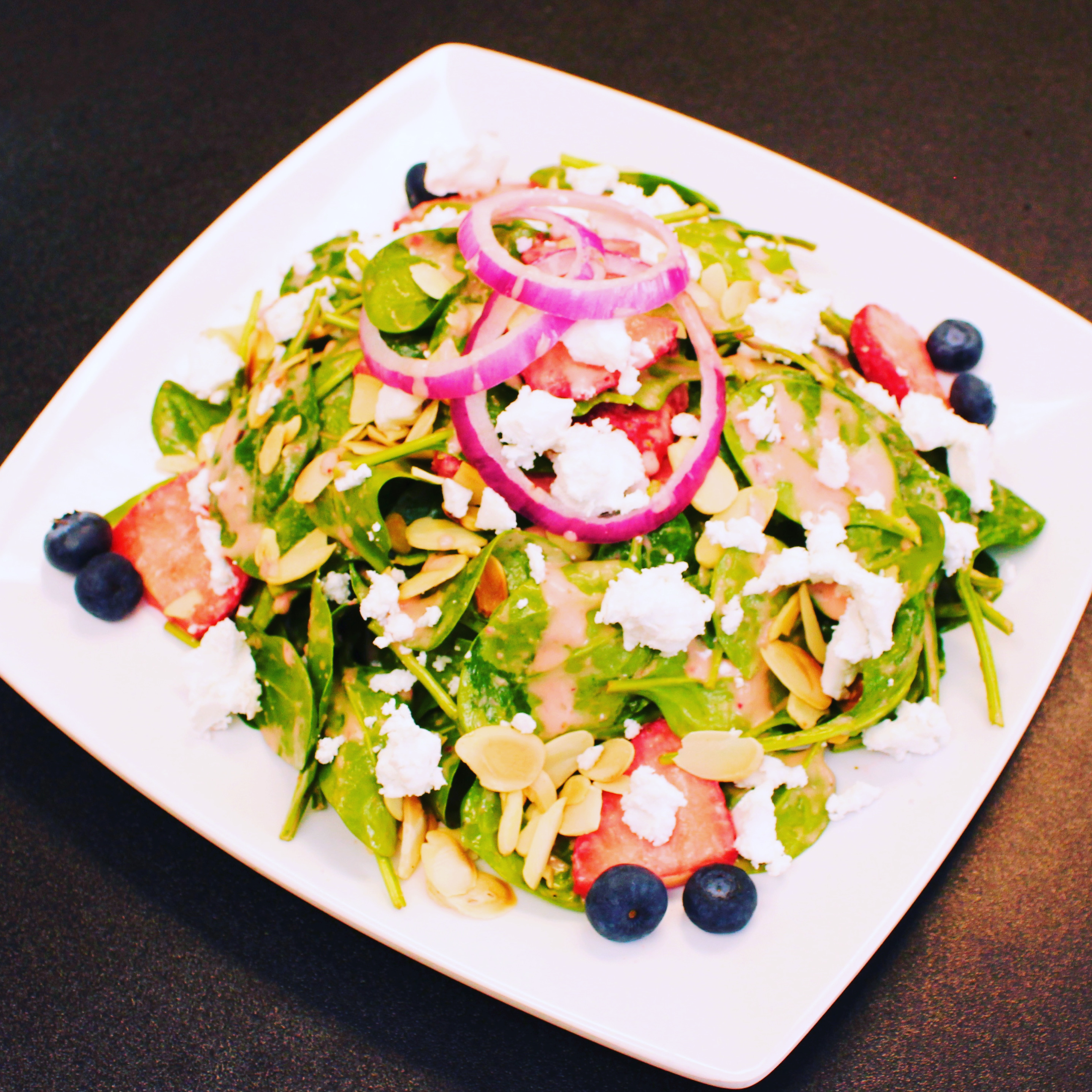 Order Berry Delightful Salad food online from Good Roots store, Haverstraw on bringmethat.com