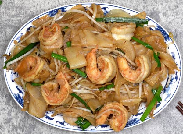 Order Shrimp Chow Fun food online from Green Leaf Restaurant store, Fairview on bringmethat.com