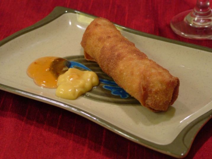 Order Egg Roll food online from Shonos Japanese Grill store, Hoover on bringmethat.com