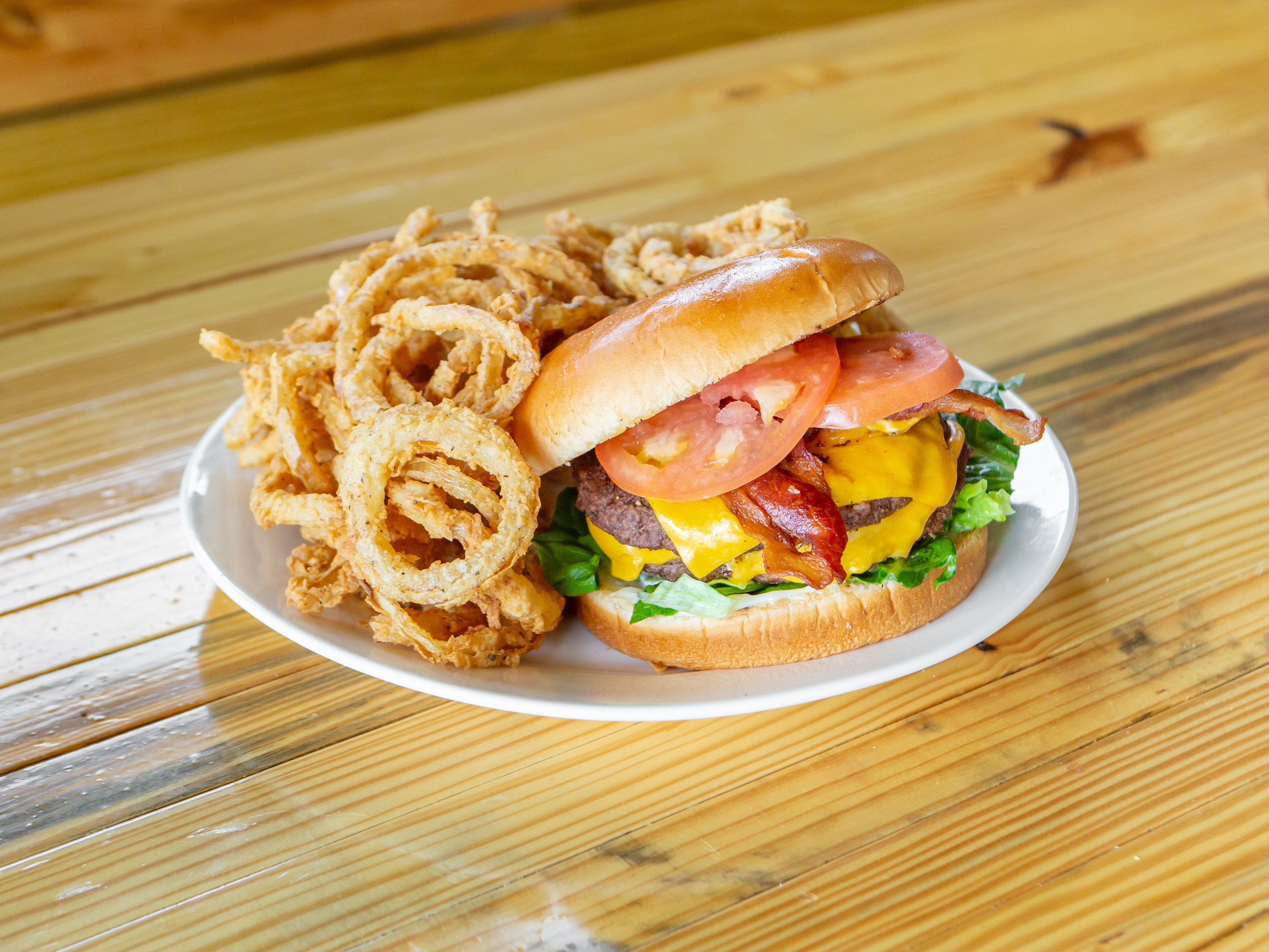 Order Cheeseburger food online from Wings Over Fort Worth store, White Settlement on bringmethat.com
