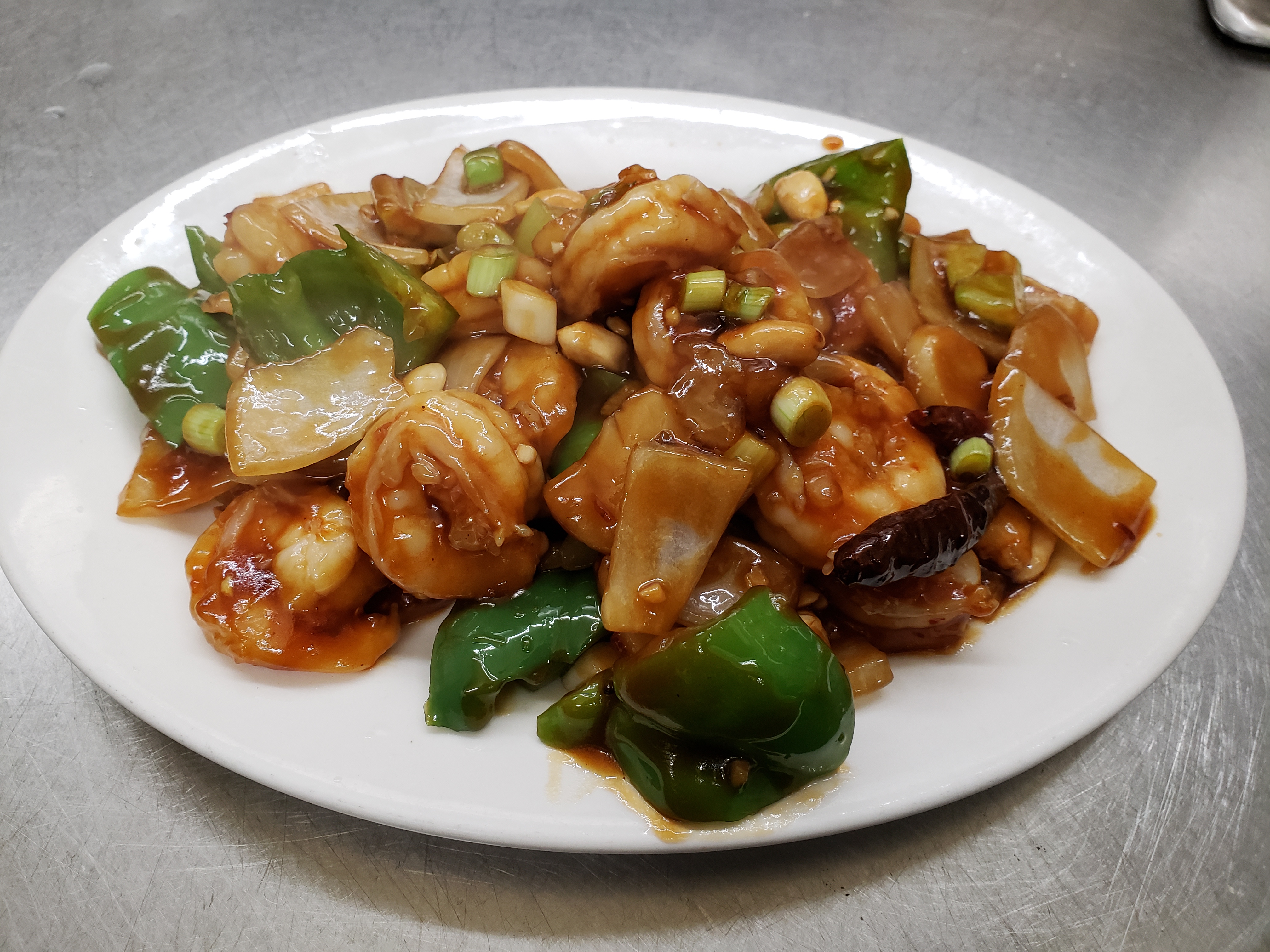 Order 88. Kung Pao Shrimp food online from Dragon King Restaurant store, Canoga Park on bringmethat.com