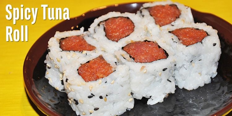 Order Spicy Tuna Roll. food online from Gorilla Sushi store, Chicago on bringmethat.com
