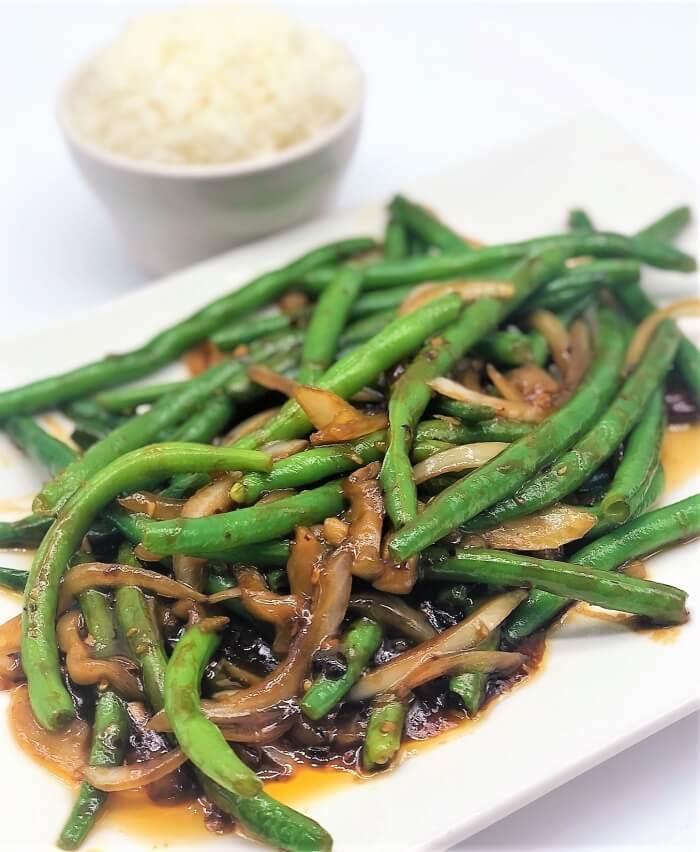 Order SPICY GREEN BEANS food online from Kim Son Cafe  store, Houston on bringmethat.com