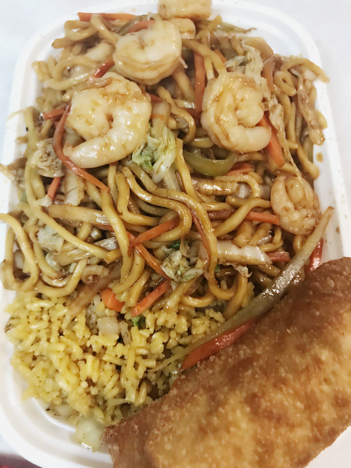 Order 42. Shrimp Lo Mein food online from China Cafe III store, Greensboro on bringmethat.com