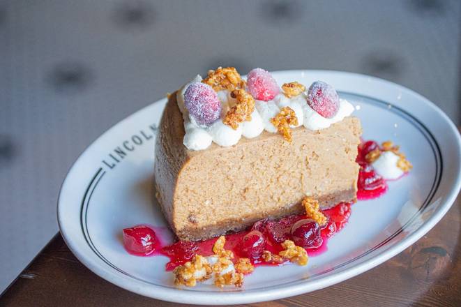 Order Pumpkin Spice Cheesecake food online from Lincoln Tavern and Restaurant store, Boston on bringmethat.com