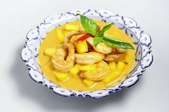 Order 68.  Pineapple Shrimp Curry food online from Phuket Thai Restaurant store, Redondo Beach on bringmethat.com