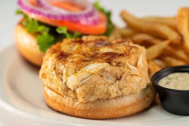 Order MARYLAND CRAB CAKE† SANDWICH food online from Glory Days Grill store, Sully on bringmethat.com