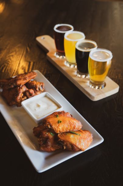 Order Knotty Wings food online from Knotty Barrel store, San Diego on bringmethat.com