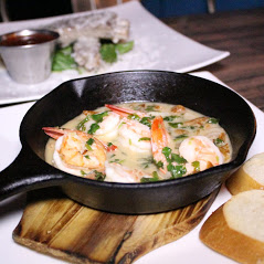 Order Shrimp Sauteed in Roasted Garlic food online from Cafe Nunez store, New York on bringmethat.com