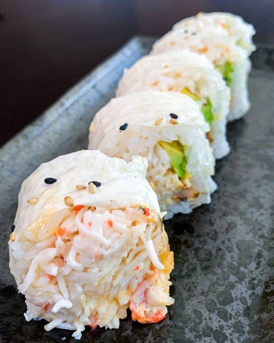 Order Baked Crab & Avocado Cut Roll food online from Asakuma Restaurant store, Los Angeles on bringmethat.com