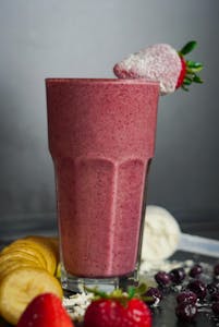 Order Red, White, & Blue Smoothie food online from Goodlyfe store, Belleville on bringmethat.com