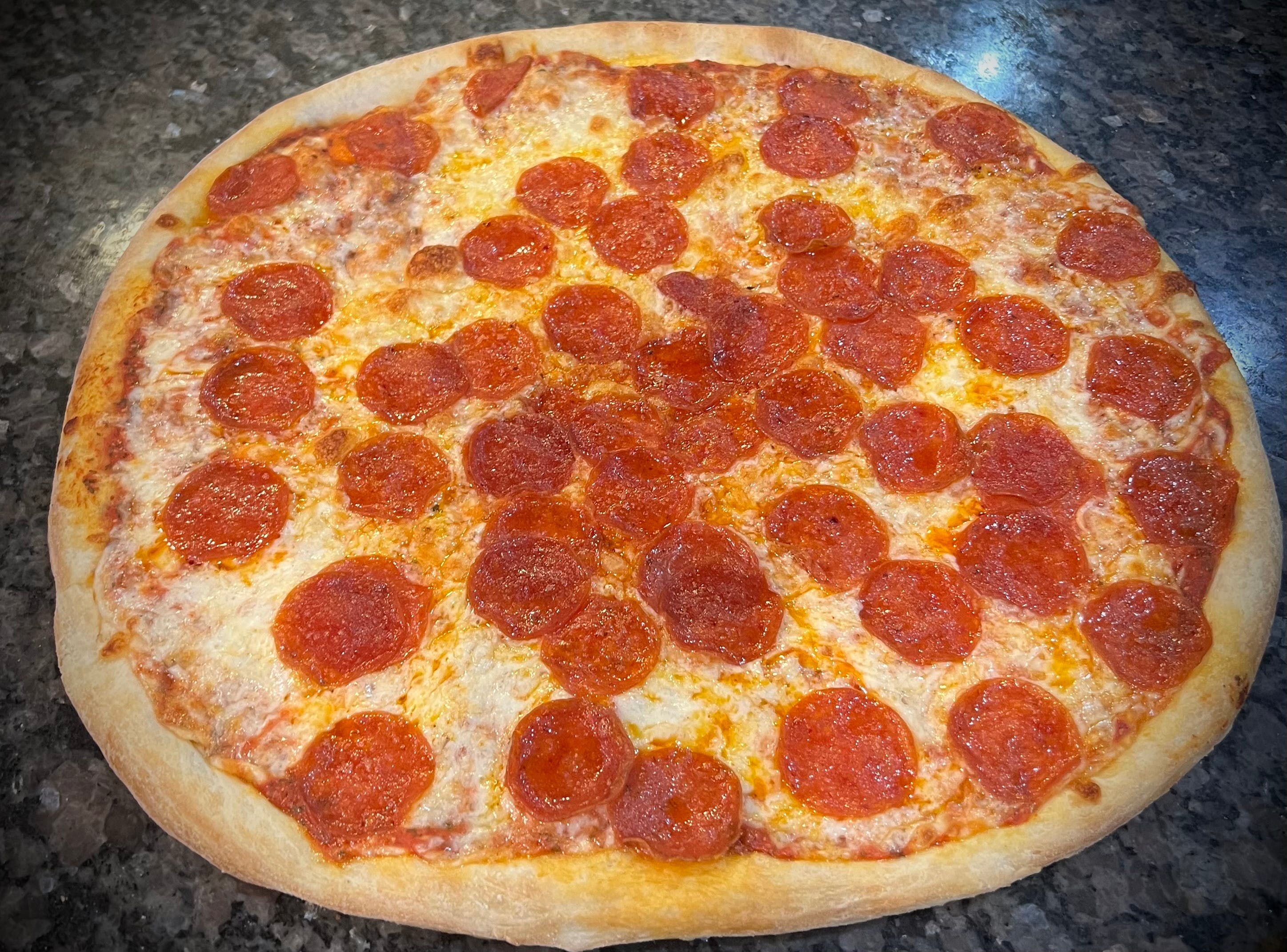Order Pepperoni Pizza - Large 16'' food online from Margherita's Restaurant Pizzeria and Bar store, Laureldale on bringmethat.com