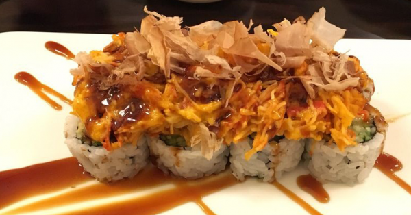 Order Crunch Volcano Roll food online from Bop N Sushi store, Westwood on bringmethat.com