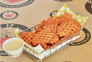 Order Sweet Potato Fries food online from Pier 17 Seafood store, Louisville on bringmethat.com