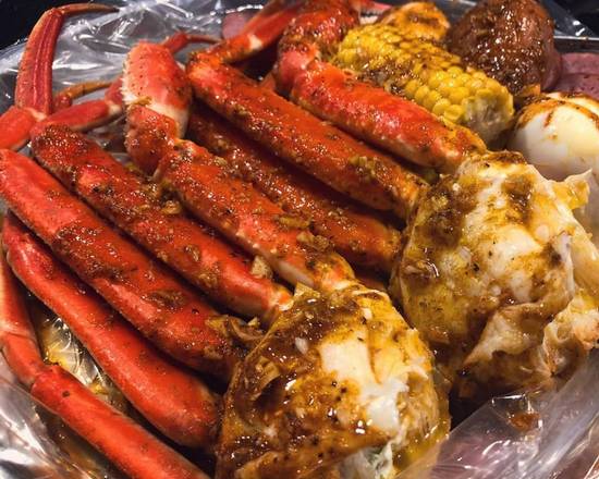 Order Snow Crab legs food online from Tasty Crab House store, Douglasville on bringmethat.com