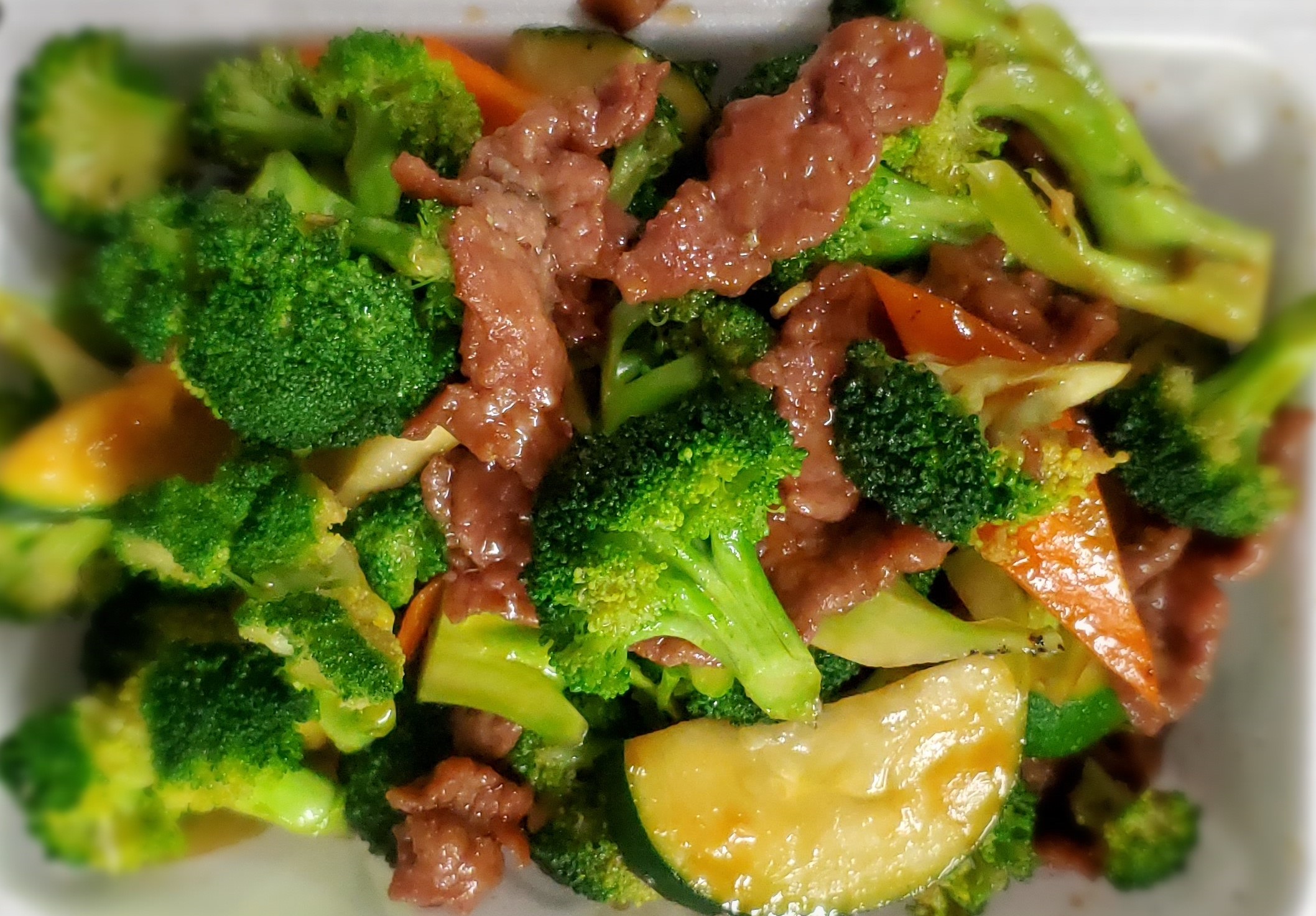 Order 98. Beef with Broccoli food online from New Ho Ho Gourmet Restaurant store, Salt Lake City on bringmethat.com